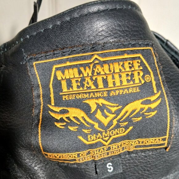 Women’s Milwaukee Leather Diamond Label Rider Chaps Pants Sz S Purple Wings - Picture 2 of 16